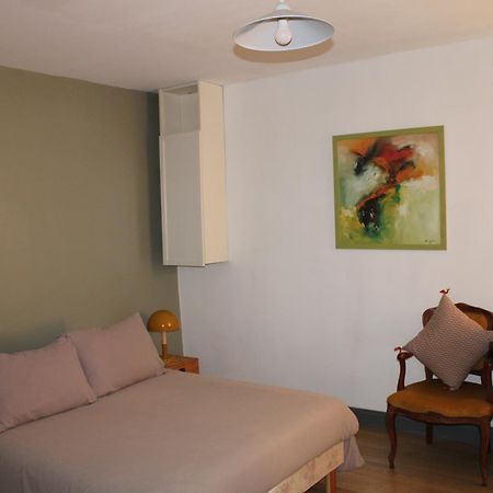 Agreable Appartement P2 Centre Ville Au Calme. Ним Екстериор снимка